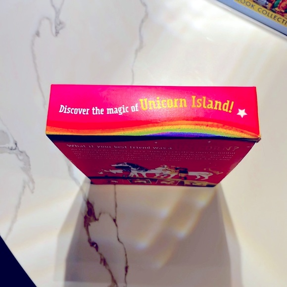 Unicorn Academy: Rainbow of Adventure Boxed Set (Books 1-4) By Julie Sykes. - Picture 9 of 11